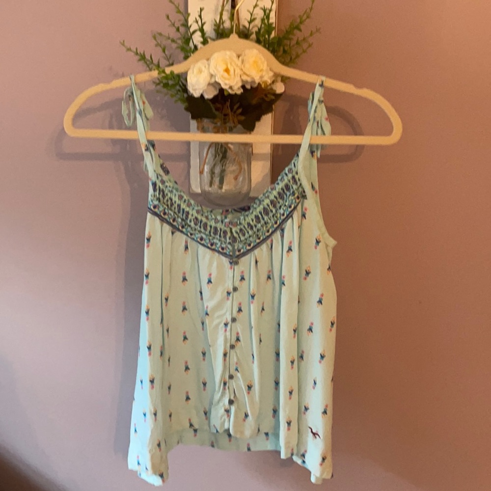 Hollister tank top. Size small. Blue.